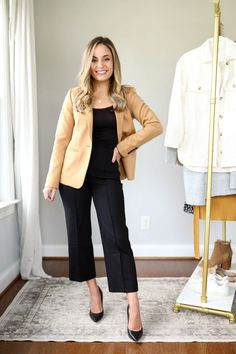 Five Petite-Friendly Outfits for the Office - Pumps & Push Ups Office Petite Outfit, Office Wear For Petite Women, Office Outfit For Short Women, Petite Trendy Outfits, Office Wear Petite Women, Petite Professional Outfits, Petite Work Pants, Office Outfits Petite Women, Office Outfits Women Petite