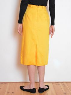 80's Bright Yellow Skirt Pleated Midi Skirt Vintage - Etsy Poland Yellow Retro Skirt With Relaxed Fit, Vintage Yellow Lined Skirt, Retro Yellow Pleated Skirt, Yellow Retro Pleated Skirt, Retro Yellow Flared Skirt, Yellow Flared Workwear Skirt, Yellow Midi Skirt For Work, Yellow Knee-length Pencil Skirt For Spring, Pleated Yellow Skirt For Work