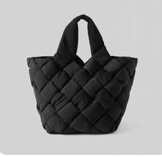 Brand Name: MABULAShape: PillowGender: WOMENLining Material: nylonOrigin: CN(Origin)Main Material: nylonHandbags Type: TotesHardness: SoftExterior: NONEClosure Type: OPENStyle: FashionOccasion: VersatileNumber of Handles/Straps: TwoDecoration: Criss-CrossSize: Large(Max Length50cm)Pattern Type: GeometricInterior: Cell Phone Pocketstyle: Space Bag Big Puffer, Space Bags, Bottega Veneta Cassette, Nylon Tote Bag, Luxury Pillows, Nylon Tote Bags, Phone Purse, Nylon Tote, Isle Of Man