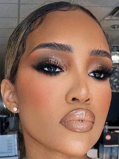 Glamour Makeup Black Women, Black And Brown Eyeshadow, Boujee Makeup, Seductive Makeup, Bombshell Makeup, 25mm Lashes, Brown Skin Makeup, Soft Glam Makeup