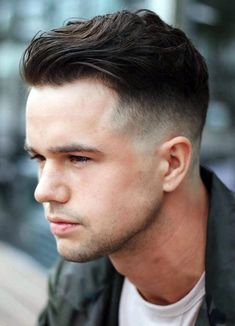 Trendy We Fryzurach, Round Face Men, Korean Men Hairstyle, Cool Mens Haircuts, Hairstyles Men, Round Face Shape, Men Hairstyles, Slicked Back Hair, Corte De Cabelo Masculino