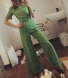 Gucci Jumpsuit, London Outfit Ideas, Tea Dresses, 70’s Fashion, London Outfit, Bohemian Tops