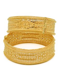 Add a touch of elegance and style to any outfit with this 22ct Gold Pair Screw Patta Bangle. Made with 66.12 grams of high-quality gold, this bangle is a luxurious addition to your jewelry collection. Purity: 22ct gold Size : 2.2 22k Gold Openable Bangle Bracelet, Gold Bangle With Elegant Design For Formal Events, 22k Gold Cuff Bracelet Bangle For Wedding, Gold Bangle With Elegant Design For Formal Occasions, 22k Gold Cuff Bangle Bracelet For Wedding, 22k Gold Cuff Bangle For Wedding, Wedding Cuff Bracelet In 22k Gold, Elegant Gold Plated Openable Bracelets, Elegant Gold-plated Openable Bracelets