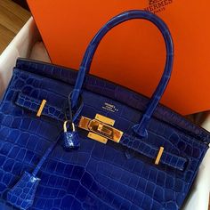 Hermes Birkin Handbags, Balenciaga Handbags, Handbags Black, Chique Outfits, Fancy Bags