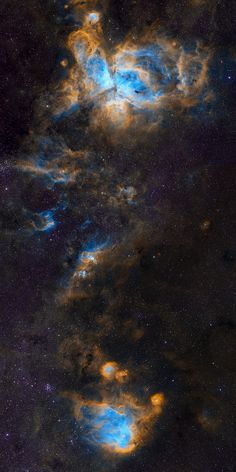 an image of some very pretty stars in the sky