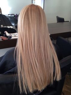 Gold Hair Colors, Long Length Hair, Hair Color Rose Gold, Spring Hair Color, Blonde Hair Looks, Brown Blonde Hair, Long Blonde, Spring Hairstyles, Hair Color Balayage