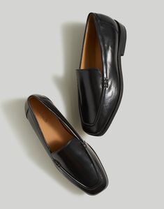 Work Shoes Women, Classic Style Outfits, Fall Wardrobe Essentials, Madewell Shoes, Black Leather Loafers, Fall Capsule Wardrobe, Black Loafers, Fall Accessories, Stylish Clothes For Women