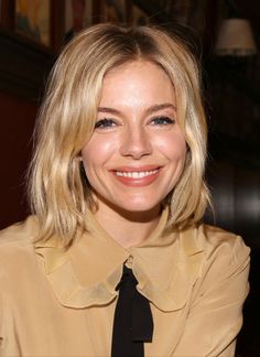 10 Celebrity Beach Waves Hair Looks You’ll Want to Copy Immediately | StyleCaster Sienna Miller Hair, Medium Length Hair Up, Beach Waves Hair, Xavier Dolan, Waves Hair, Beach Wave Hair, Wavy Bob Hairstyles, Sienna Miller, Fringe Hairstyles