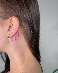 Sparkle Ear Tattoo, Behind Ear Star Tattoo, Sparkle Tattoo Behind Ear, Sparkle Tattoo Design, Puzzle Piece Tattoos, Tattoo Sparkle, Star Tattoos Behind Ear, Behind The Ear Tattoos, Behind The Ear Tattoo Ideas