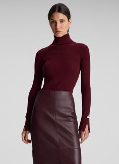 woman wearing burgundy turtleneck and maroon leather maxi skirt Chunky Pullover Sweater, Turtleneck Tunic Sweater, Burgundy Outfit, Turtleneck Tunic, Ribbed Turtleneck Sweater, Raglan Pullover, Turtleneck Top, Ribbed Turtleneck, Womens Crewneck