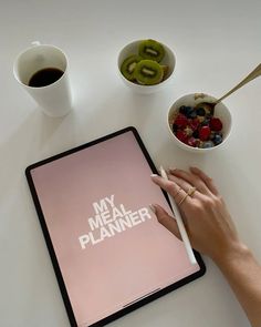 Flourish Planner, Mises En Page Design Graphique, Meal Planning Template, Life Vision Board, Healthy Girl, Clean Girl Aesthetic, Healthy Lifestyle Inspiration, Financial Planner, Digital Planning