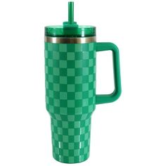 a green coffee cup with a handle and lid is shown in front of a white background