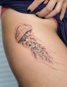 Jelly Fish Flowers Tattoo, Flowers And Ocean Tattoo, Japanese Jellyfish Tattoo, Jellyfish With Flowers Tattoo, Jelly Fish Tattoos For Women, Ocean Sleeve Tattoo Women, Floral Jellyfish Tattoo