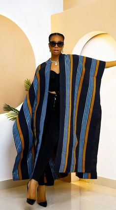 Aso Oke Jacket, Nigeria Outfit, Boubou Styles For Women, Ankara Jackets, Ethno Style, Black Friday Sales, African Print Dress Designs