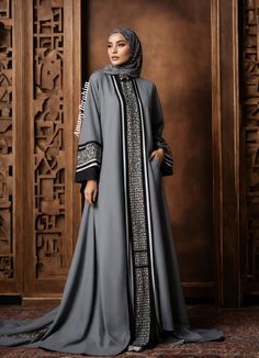 Burqa Designs, Stylish Abaya, Stylish Winter Coats, Islamic Fashion, Hijab Dress, Modest Fashion Outfits, Abayas Fashion, Indian Wear, Hijab Fashion