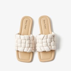 Characterized by the weaving design, these summer slippers made from PU get super comfort and breathability. The non-slip rubber outsole and flat heel make walking safer. Upper: 100% PU Lining: 100% PU Insole: 100% Microfiber Outsole: 100% Rubber Heel Height: 0.7 cm Weight: 0.8kg Flat Slippers For Women, Summer Shoes For Women, Walk Safe, Flat Slippers, Flats For Women, Weaving Designs, Slippers For Women, Summer Slippers, Flat Slipper