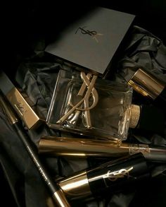 Saint Laurent Aesthetic, Ysl Aesthetic, Zapatillas Veja, 00s Mode, Ysl Makeup, Luxury Lifestyle Dreams, Luxury Aesthetic