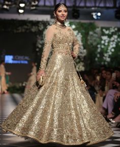 Sunita Marshall, Faraz Manan, Sparkly Dresses, Golden Goddess, Lehenga Saree, Sparkly Dress, Lehenga, Desi