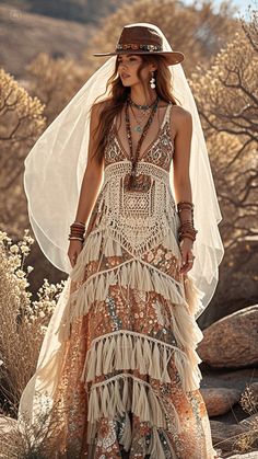 A woman in Bohemian (Boho) style Cowboy Truck, Bohemian Cowboy, Boho Cowgirl Style, Hippie Dresses Boho, Boho Queen, Boho Princess, Hippie Fashion