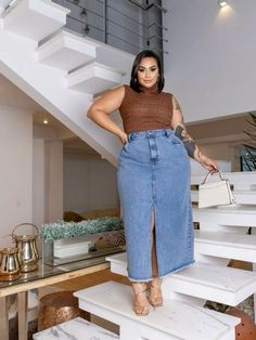 Переходите в мой тг канал «Стилист для plus size» с находками и модными образами Curvy Casual Outfits, Plus Size Baddie Outfits, Dressy Casual Outfits, Denim Skirt Outfits, Cute Modest Outfits, Look Plus Size, Stylish Work Attire, Effortlessly Chic Outfits, Classy Casual Outfits