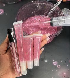 Cute Lipgloss Ideas, Lipgloss Business Ideas, Lip Gloss Ideas, Lip Gloss Business Ideas, Glitter Lip Balm, Lipgloss Ideas, Homemade Lip Gloss, Lip Gloss Business, Gloss Diy