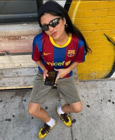 Swaggy Clothes, Tomboy Femme, Retro Soccer Jersey, Football Jersey Outfit, Retro Soccer, Summer Shopping, Football Outfits