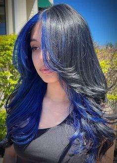 Half And Half Highlights, Butterfly Haircut Dyed Hair, Simple Hair Color Ideas Highlights, Pika Boo Hair Color Ideas, Blue Underlayer Hair, Cute Hair Dye Ideas For Black Hair, Blue Highlights In Dark Hair, Blue Hair For Brunettes, Blue Hair Front Pieces