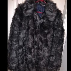 In New Condition, Never Worn In Public H&m Winter Outerwear For Cold Weather, H&m Outerwear For Cold Weather And Winter, H&m Outerwear For Cold Weather In Fall, H&m Jackets, Faux Fur Jacket, Fur Jacket, Faux Fur, H&m, Jackets & Coats