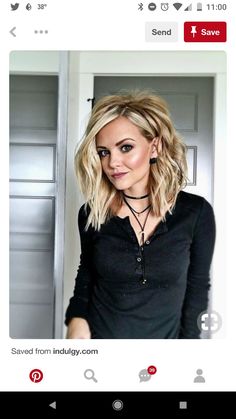 Me facina el corte! Blonde Lob Hair, Popular Short Haircuts, Permed Hair, Blonde Lob, Medium Length Hair With Layers, Lob Hairstyle, Super Hair, Pinterest Hair, Hairstyles For Medium Length Hair