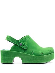 Slingback platform mules by XOCOI. This item is in size 36 and the color is Green Purse Trends, Platform Mules, Latest Fashion Design, Crossbody Tote Bag, Jelly Shoes, Womens Mules, Sandals Brands, Footwear Design Women, Crossbody Tote