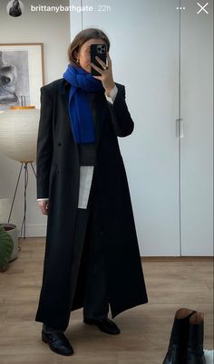 Casual Minimalist Outfit, Black Coat Outfit, Meeting Outfit, Outfits Minimalist, Winter Outfit Inspiration, Street Style Winter, 가을 패션, Casual Chic Style