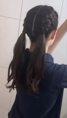 School Hair, Peinados Fáciles Para Cabello Corto, Hairstyle Inspo, Hair Stylies, School Hairstyles, Short Hair Styles Easy, Hair Stylist Life, Volleyball Hairstyles, Hairstyles For School