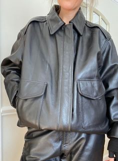 "⚜️Amazing jacket, heavyweight, has minor whitish scuff on front, see closeup pics, 2 types of pockets, 2 pickets inside, Pakistan. 🪶 tag size: L reg 🪶 brand: US Army Air Force Jacket Type A-2, Flyer's leather  🪶 color: black 🪶 material: 100% leather, poly lining 🪶 length: 26\"  🪶 ptp: 23\"" Classic Leather Jacket With Multiple Pockets, Air Force Jacket, Types Of Jackets, Black Leather Jacket, Us Army, Vintage Men, Air Force, Pakistan, Mens Jackets