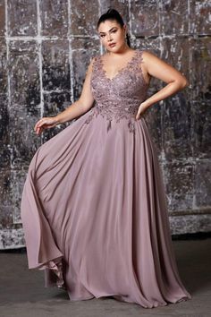 Long Fitted Dresses, Cinderella Divine, Long Formal Dress, Prom Long, Plus Size Formal Dresses, Cinderella Dresses, Chiffon Gown, Gala Dresses, Mermaid Dress