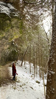 Girl in red coat walking through the Elora Gorge in the winter Breathtaking Photography, Explore Canada, Cultural Experience, Summer Fall, Adventure Travel, Toronto