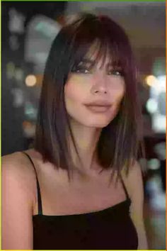 42 Long Bobs With Bangs Hairstyles to Unleash Your Inner French Girl Chic Long French Bob, Bobs With Bangs, Haircuts Trendy, Growing Out Bangs, Long Bob With Bangs, Long Bobs, French Bob, French Girl Chic, Bangs Hairstyles