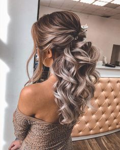 Bridemaids Hairstyles, Down Wedding Hairstyles, Half Up Wedding Hair, Wedding Hair Half, Half Up Half Down Wedding, Bridesmaid Hair Half Up, Graduation Hairstyles, Long Hair Wedding Styles, Hair Homecoming