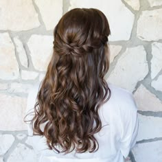 Soft curls with a large braid into a half updo. Perfect for any style wedding. Half Up Bridal Hair, Up Bridal Hair, Grad Hairstyles, Prom Hair Medium, Half Up Wedding Hair, Bridesmaid Hair Long, Simple Prom Hair