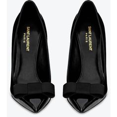 Classic Saint Laurent Tuxedo Pump In Black Patent Leather ($685) Sepatu Pump, Shoes With Bows, Street Style Shoes, Designer High Heels, Hot Shoes, Classic Shoes