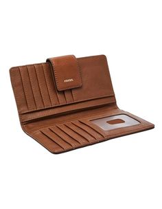 This leather clutch features 12 credit card slots, four bill compartments and one ID window. Fossil Bags Women, Masculine Jewelry, Rfid Wallet, Fossil Watches, Bifold Wallet, Clutch Wallet, Leather Clutch, Favorite Things Gift, Leather Crossbody Bag