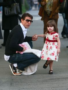 Suri Cruise Famous Kids, Kids Couture, Celebrity Kids, Cute Celebrities, Childrens Fashion