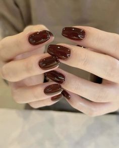 Natural Nails Nail Polish, Brown Red Nail Polish, Dark Red Brown Nails, Brown Red Nails, Red Brown Nails, Nails Deep Red, Wine Red Nails, Deep Red Nails, Wine Nails