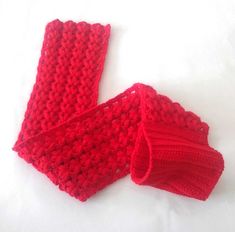 Red Soft Keyhole Scarf Length : 68 cm = 26.75 inches (approx.) Width : 11 cm = 4.30 inches. Materials: 60% Bambus reg.(Viscose), 40% Polyamid Colors: Venetian Red "Item color displayed in photos or the video may be showing slightly different on your monitor." READY TO SHIP "Shipping upgrades available in the cart.. If you prefer fast shipping (Fast shipping takes around 5 days), please email me your phone number.." *We ship your item within 1 business day.. *We send your item with airmail in a b Crochet Keyhole Scarf, Short Scarf, Keyhole Scarf, Short Scarves, Crocheted Scarf, Red Crochet, Scarf Handmade, Bubble Envelopes, Crochet Scarves