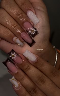 Nail Inspo Square With Charms, Gel X Long Square Nails, Fall Nail Sets Almond, Xmas Nail Ideas Square, Short Thanks Giving Nails, Small Square Christmas Nails, December 2024 Nail Ideas, Nails Ideas For November, 70s Nails Retro Square