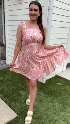 Florals and pink.. name a better spring duo 👀 🌸🤍 Flowy Rose Print Floral Dress, Breezy Flowy Floral Print Sundress, Flowy Floral Print Sundress For Garden Party, Flowy Floral Sundress For Garden Party, Breezy Flowy Floral Spring Dress, Flowy Breezy Floral Dress For Garden Party, Pink Name, Spring Floral Dress, Casual Summer Outfit