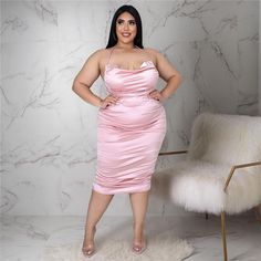 Product Name Plus Size Halter Backless Ruched Bodycon Party Dress ASL-7073 Item NO. ASL-7073 Color Coffee, Pink Size 5XL, 4XL, 3XL, 2XL, XL Pattern Type Solid Silhouette Bodycon Style Sexy Club, Elegant, Chic Detail Backless, Ruched, Halter Season Summer Neckline Halter Dresses Length Mid Calf Sleeve Length Sleeveless Fit Type Skinny Waist Type High Front Style Pleated Weight 0.4 kg = 0.8818 lb = 14.1096 oz Category Dresses Midi Dresses Creation Time 2022-05-05 Bodycon Party Dress, Club Fashion, Casual Dresses Plus Size, Formal Dresses With Sleeves, Girls Pink Dress, Fashion Gowns, Formal Cocktail Dress, Women Halter, Bodycon Dress Parties