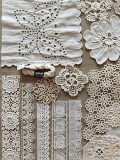 many different types of lace on display