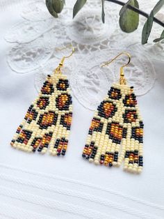 Handmade with love ❤️  Made me size 11/0 Czech seed beads  Hypoallergenic earring hook Cheetah Seed Bead Earrings, African Beadwork, Cactus Earrings, Bead Ideas, Earring Hook, Beaded Jewellery, Botanical Jewelry, Family Christmas Gifts, Hypoallergenic Earrings