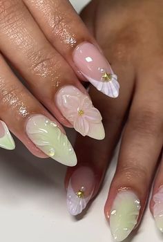 Jelly Flower Nails, Sculpted Flower Nails, Green Floral Nails, Floral Nail Ideas, Ethereal Nails, Basic Nails, Soft Nails