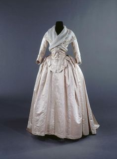 1779 Fashion, 1700 Dress, 1700s Fashion, 1770s Fashion, History Dress, Princess Vibe